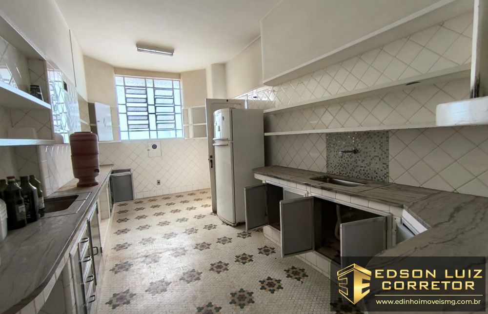 300 - Casa Comercial &agrave; venda no bairro Centro - Edinho Im&oacute;veis 7