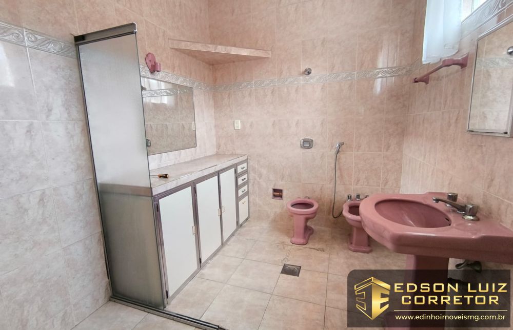 300 - Casa Comercial &agrave; venda no bairro Centro - Edinho Im&oacute;veis 8