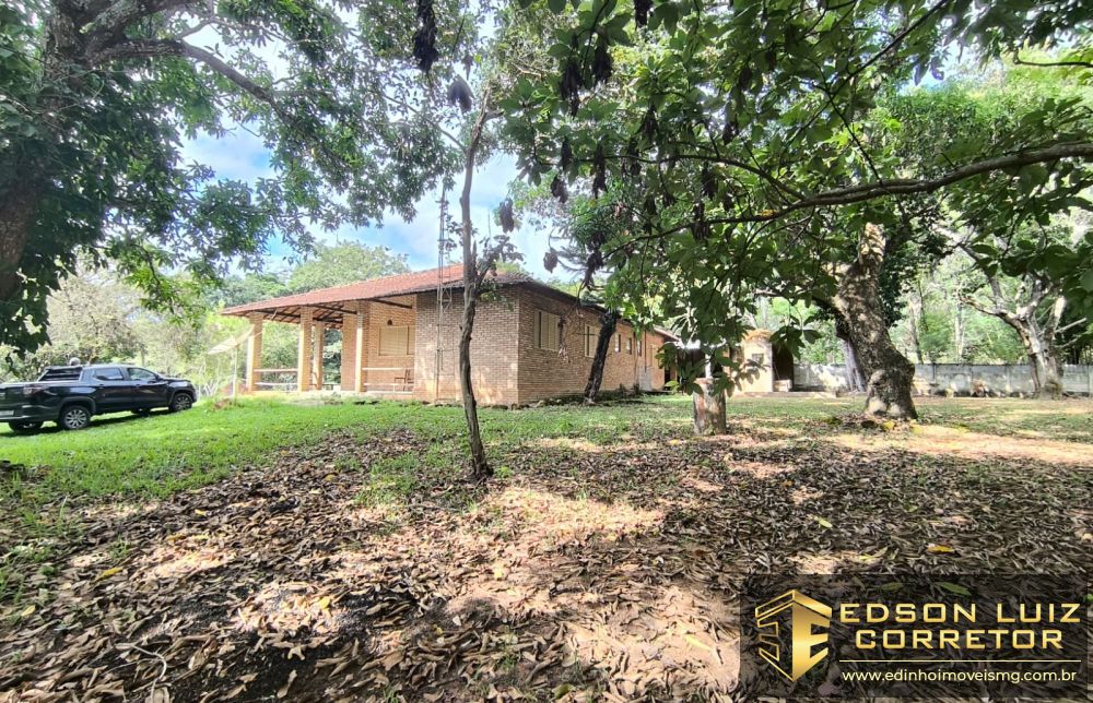 Sítio &agrave; venda no bairro Carioca