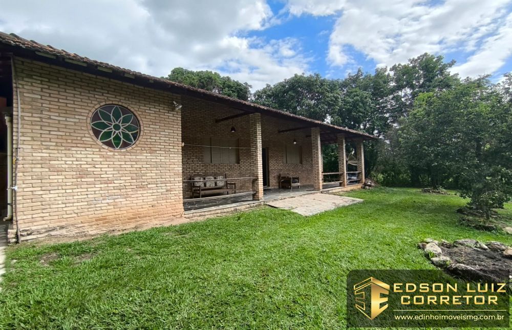 323 - Sítio &agrave; venda no bairro Carioca - Edinho Im&oacute;veis 1