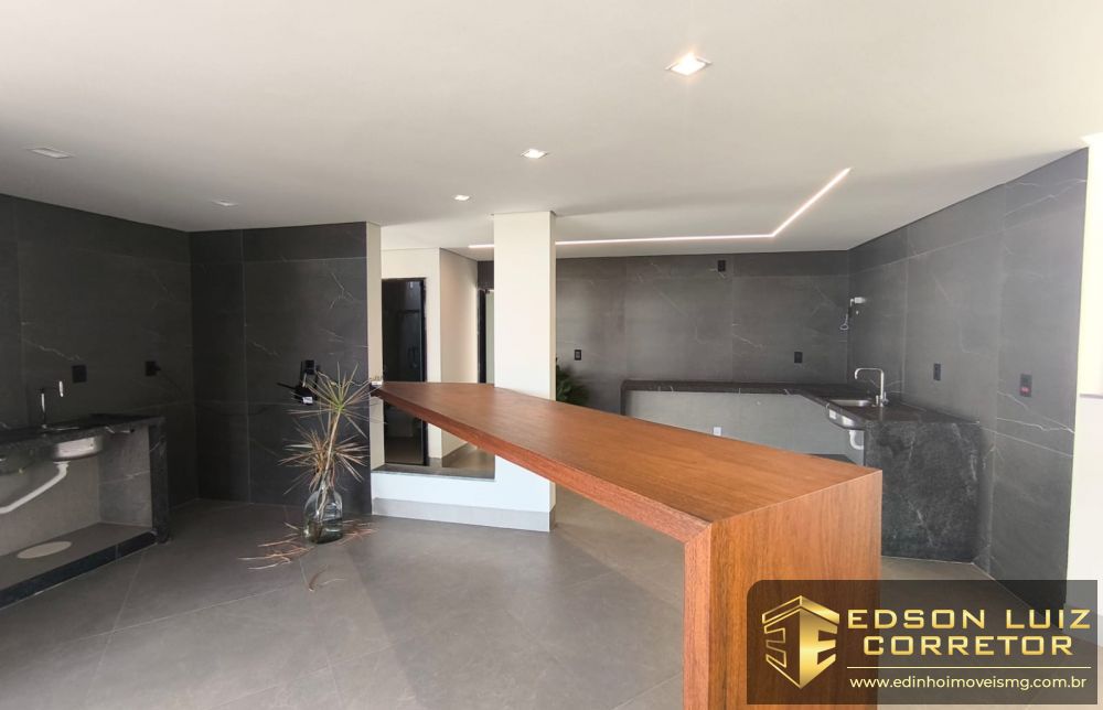 332 - Casa - Alto Padrão &agrave; venda no bairro São José - Edinho Im&oacute;veis 9