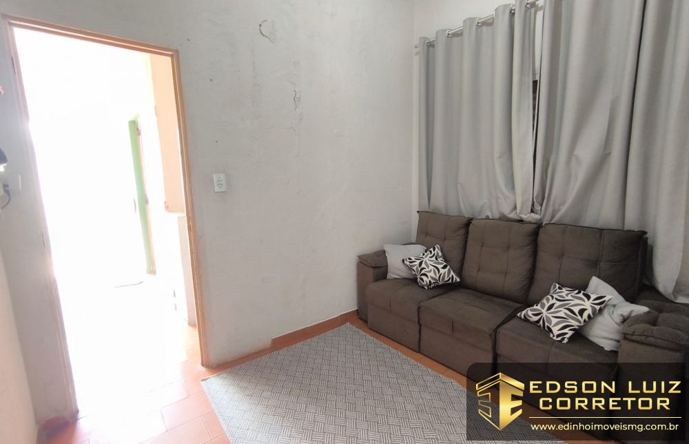 377 - Casa &agrave; venda no bairro Padre Libério - Edinho Im&oacute;veis 1