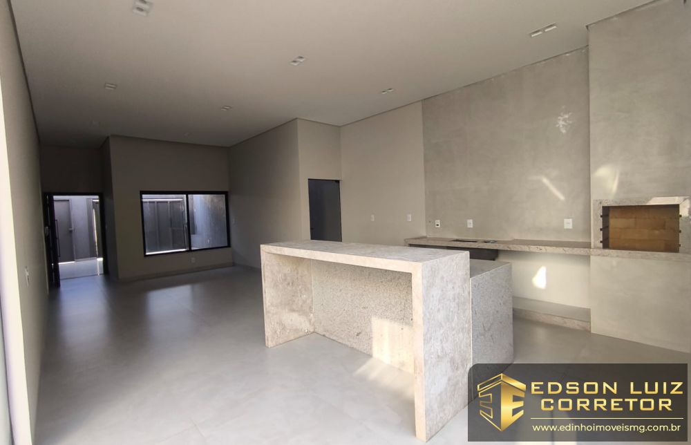 389 - Casa &agrave; venda no bairro Pouso Alegre - Edinho Im&oacute;veis 1